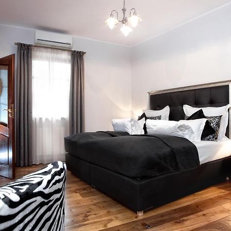 ורוצלב Constantia By Grape Hotel מראה חיצוני תמונה