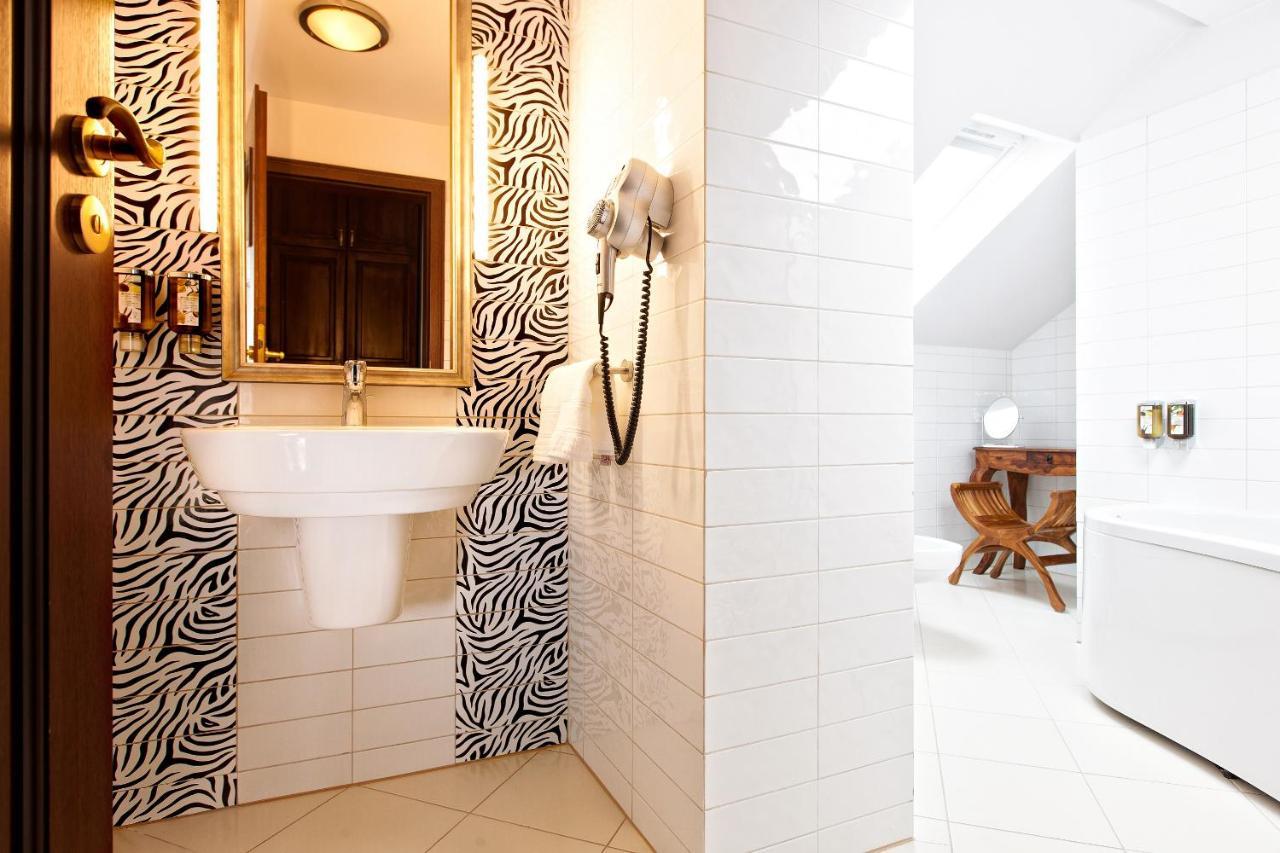 ורוצלב Constantia By Grape Hotel מראה חיצוני תמונה