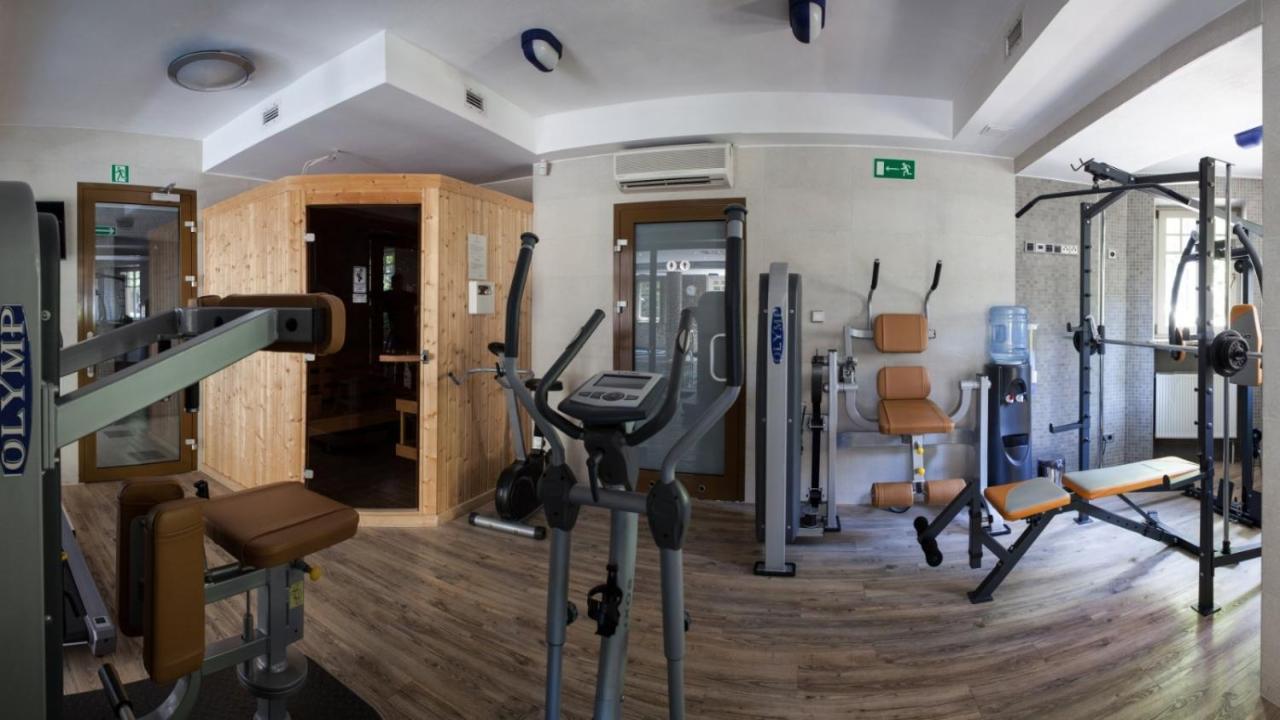 ורוצלב Constantia By Grape Hotel מראה חיצוני תמונה